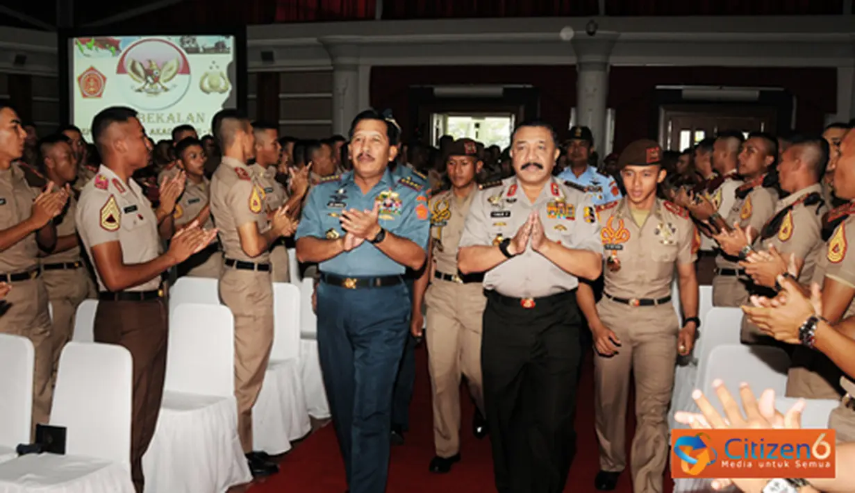 Citizen6, Magelang: Turut hadir dalam acara pembekalan tersebut antara lain, Kapolri Jenderal Polisi Timur Pradopo, Kasad Jenderal TNI Pramono Edhie Wibowo, dan Kasal Laksamana TNI Soeparno. (Pengirim: Badarudin Bakri).