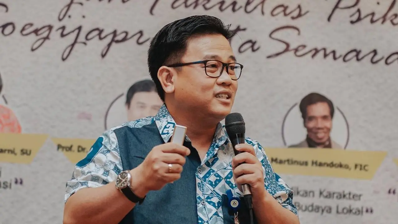 Foto Prof. Dr. Ridwan Sanjaya, MS. IEC