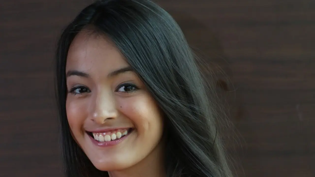 [Bintang] Mawar Eva de Jongh