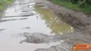 Citizen6, Semarang: Jalan Rowosari, penghubung Kelurahan Rowosari dan Desa Bayumeneng (Demak) rusak parah. (Pengirim: Muflihuen)