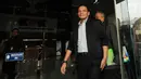 Mantan Kasau Marsekal (Purn)  Agus Supriatna usai menjalani pemeriksaan di KPK, Jakarta, Rabu (6/6). Agus Supriatna diperiksa terkait kasus korupsi pengadaan helikopter angkut AgustaWestland (AW) 101 di TNI AU. (Merdeka.com/Dwi Narwoko)