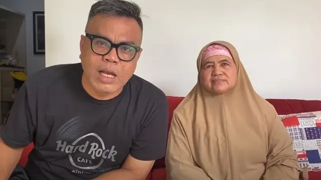 Empat Kali Diisukan Meninggal Dunia, Ini 6 Momen Abdel Kunjungi Mamah Dedeh