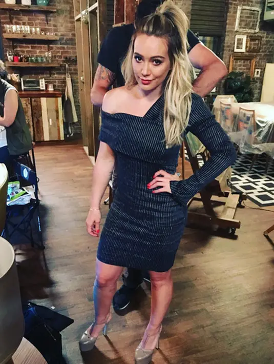 Seperti yang dikatakan seorang sumber, kediaman Hilary pasca kejadian pembobolan tersebut berada dalam pengawasan yang super ketat. Bahkan ia juga menambah sistem keamanan di rumahnya agar bebas maling. (Instagram/hilaryduff)