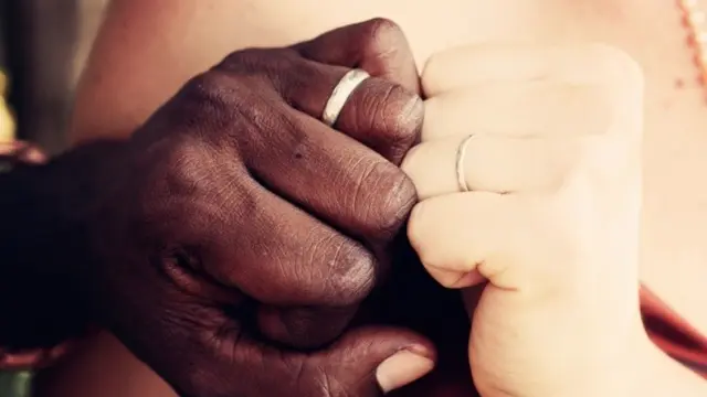 Cincin Kawin, Sebaiknya di Tangan Kanan atau Tangan Kiri?