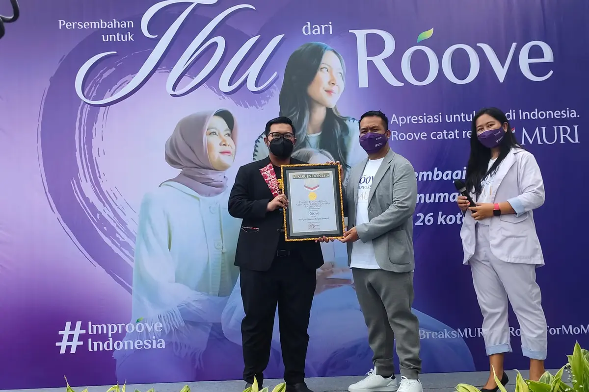 Rekor MURI Bagikan 6500 Minuman Gratis di 26 Kota
