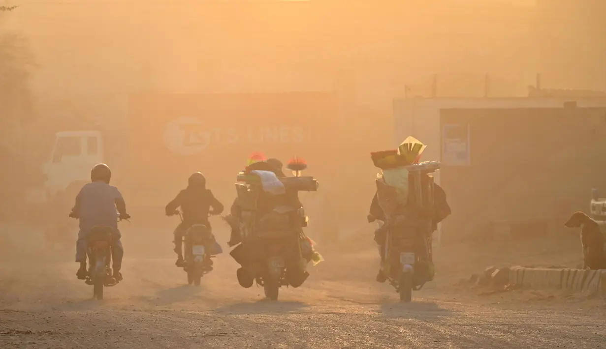 Kabut asap dan tingkat kualitas udara yang berbahaya telah memicu keadaan darurat kesehatan masyarakat. (Arif ALI/AFP)