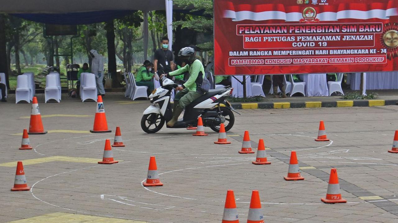 Kapolri Sentil Keras Sulitnya Ujian Praktik SIM