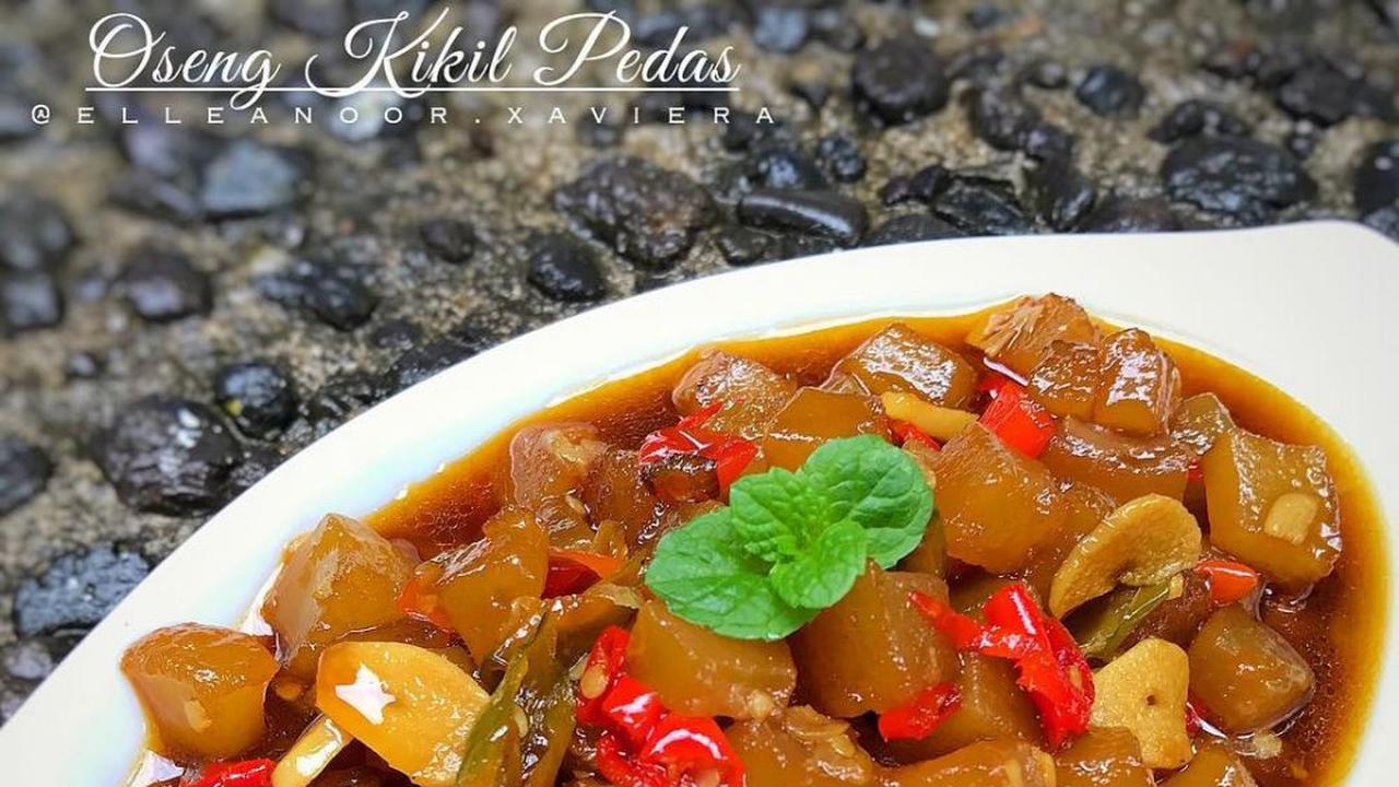 Sepiring kikil pedas