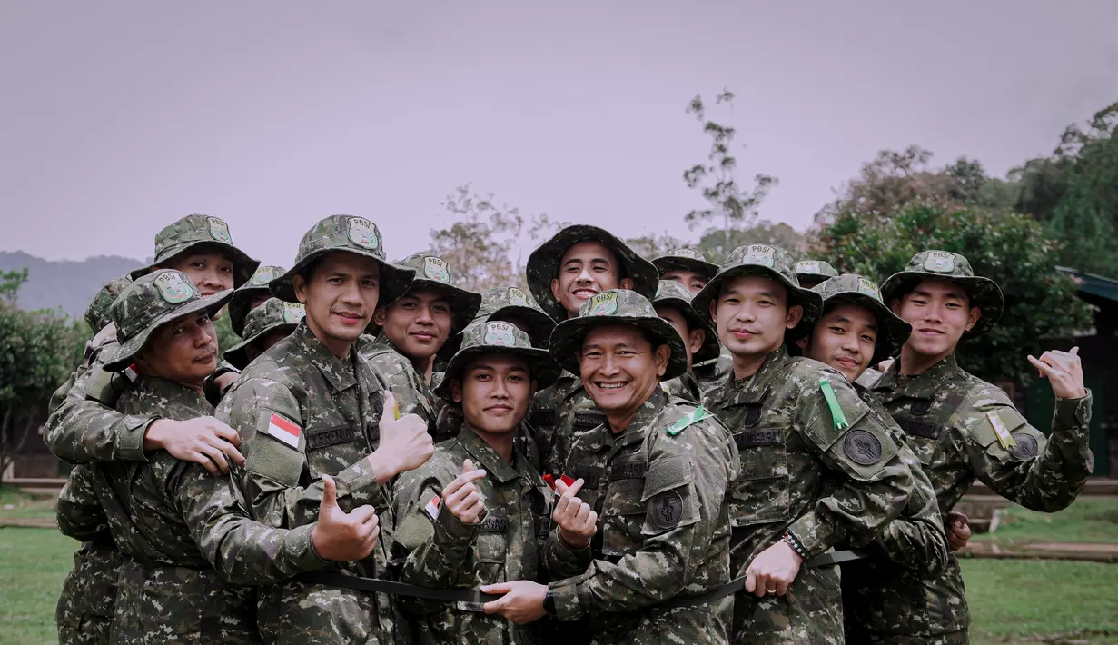 Sejumlah atlet, pelatih, dan pengurus Pelatnas Persatuan Bulutangkis Seluruh Indonesia (PBSI) melakukan retret untuk menguatkan ikatan batin dan komitmen kebersamaan sejak Minggu (02/02/2025) hingga Rabu (05/02/2025) di tepian danau Situ Lembang, Bandung Barat, Jawa Barat. (Dok PBSI)