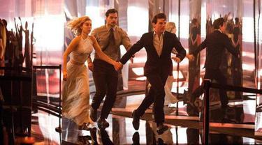 Sempat Tertunda Tom Cruise Segera Lanjutkan Syuting Film Mission Impossible 7 News Entertainment Fimela Com