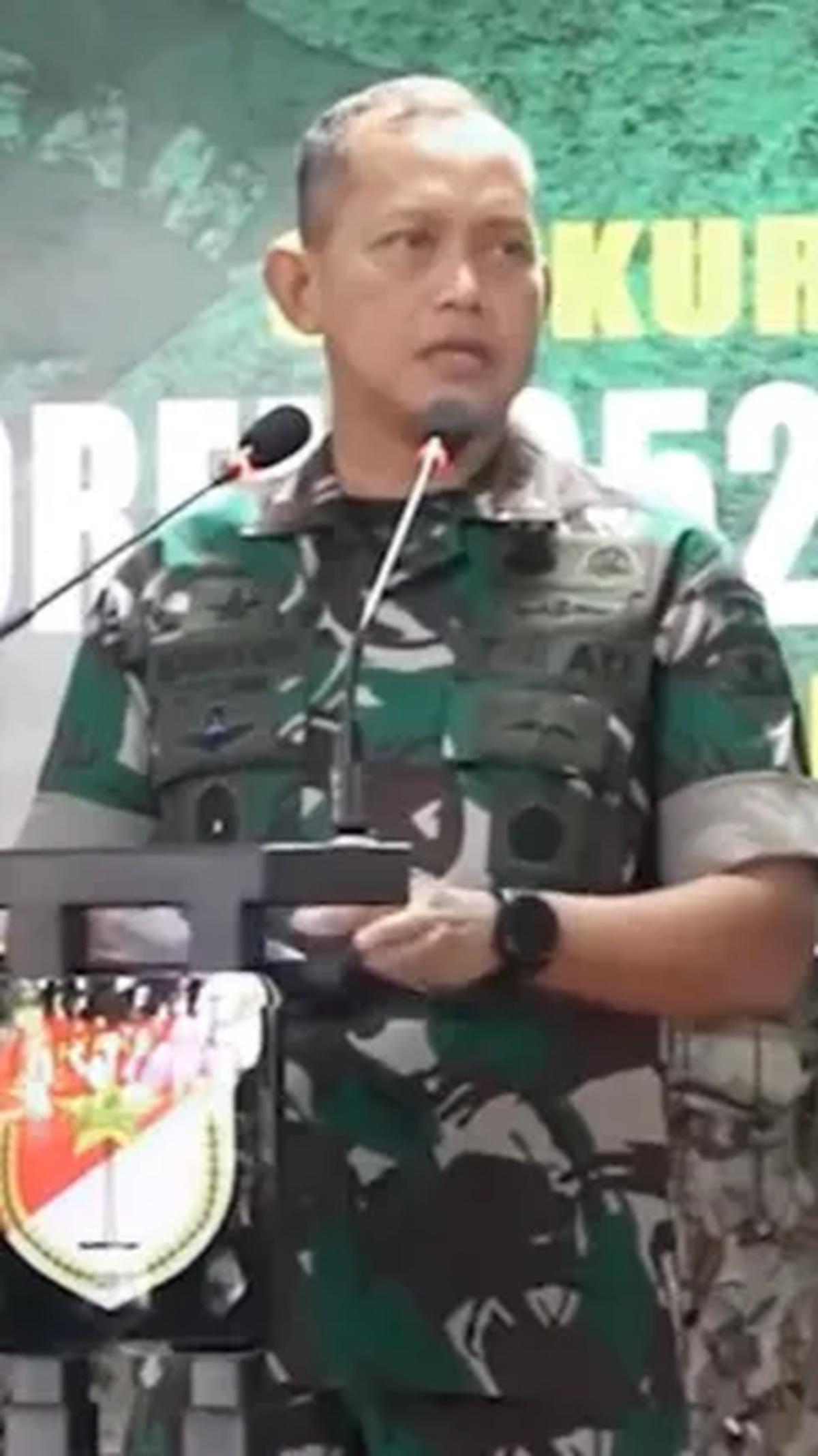 Sebelumnya, jebolan Akmil 1997 ini menjabat sebagai Wakil Komandan Jenderal Kopassus dengan pangkat Brigjen.