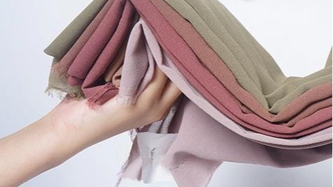 Cara Memilih Hijab dan Kain yang Adem saat Digunakan