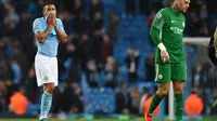 Penyerang Manchester City, Gabriel Jesus, menilai gol Leroy Sane ke gawang Liverpool yang dianulir sedikit mengubah permainan timnya. (AFP/Anthony Devlin)