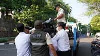 ASN Jakarta Bandel Bawa Kendaraan Pribadi Diderek