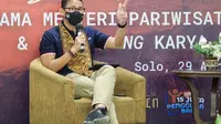 Menparekraf Sandiaga Uno di Solo (Dewi Divianta/Liputan6.com)