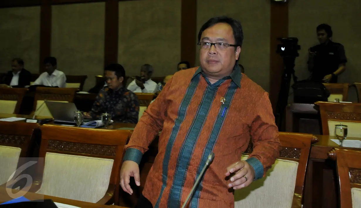 Menteri Keuangan, Bambang Brodjonegoro saat menghadiri rapat dengan Komisi XI DPR RI, Jakarta, Senin (21/9/2015). Komisi XI DPR sangat kecewa dengan pencapaian yang diraih oleh PPN/Bappenas. (Liputan6.com/Johan Tallo)
