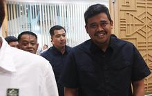 VIDEO: Bobby Menantu Jokowi Santai Bercelana Jeans Ditemani Kahiyang Daftar Pilgub Sumut