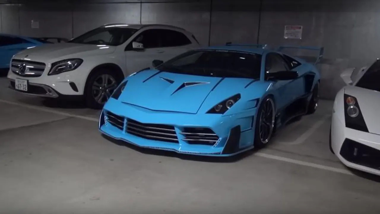 Mengintip Garasi Lamborghini Bergaya Yakuza