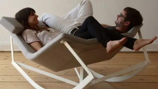 (c) askfurniture.com