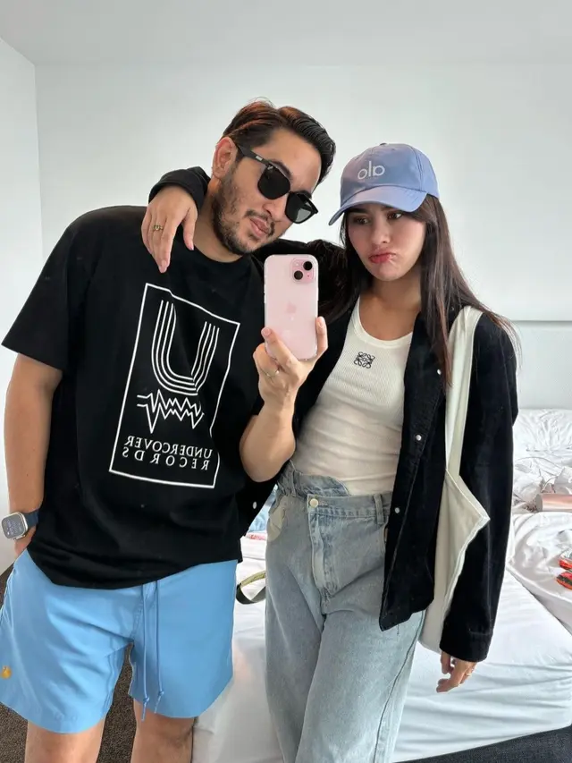 Syahnaz Sadiqah baru saja pulang liburan dari Australia bersama sang suami, selama di negeri Kangguru dia selalu membagikan keseruannya