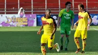 Duel Persebaya vs Sriwijaya FC berakhir imbang 1-1 (Johan Tallo/Liputan6.com)