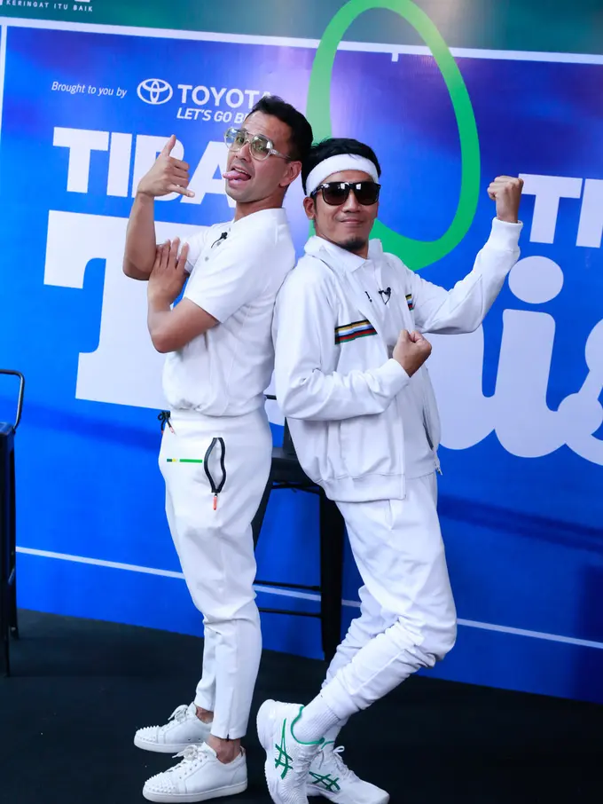 [Fimela] Raffi Ahmad dan Desta