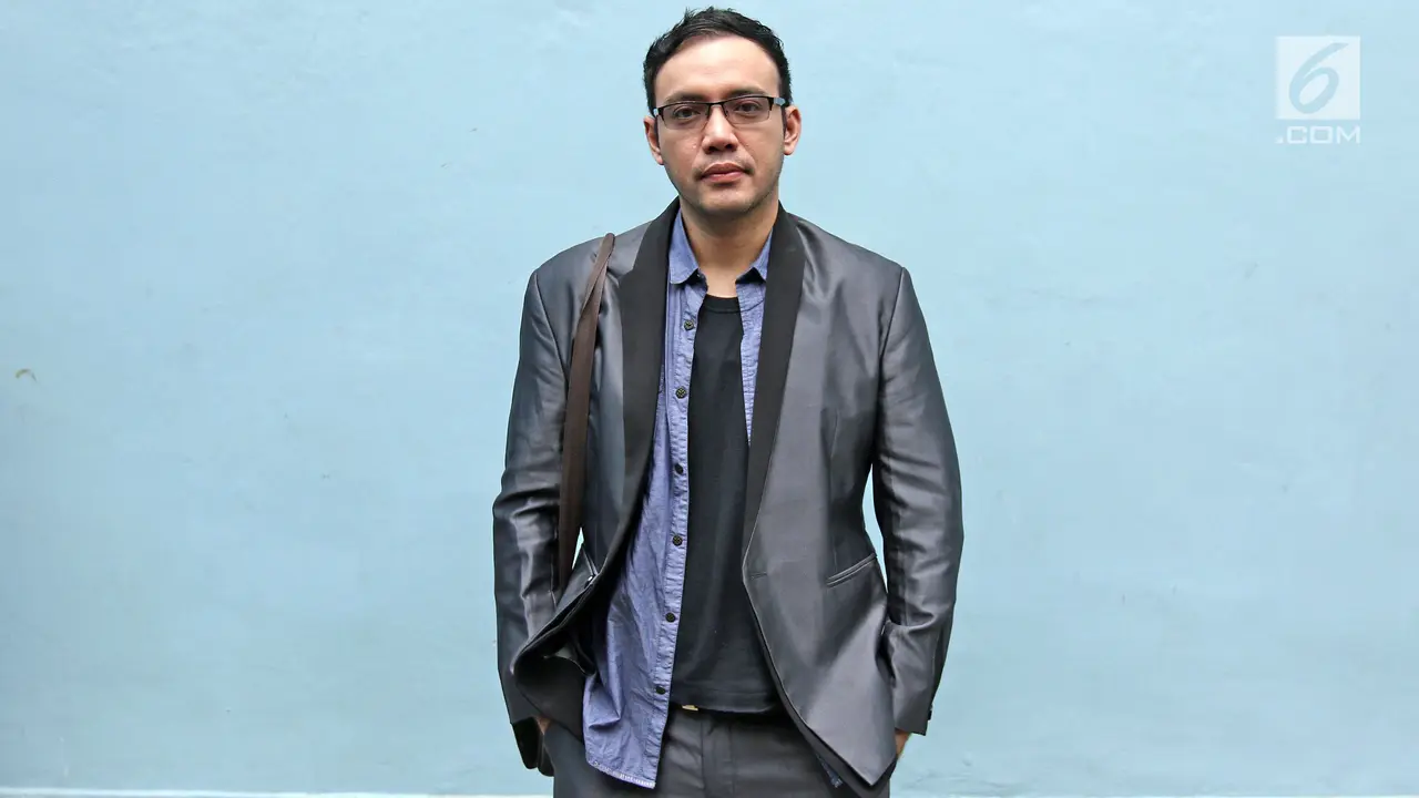 Sandy Tumiwa