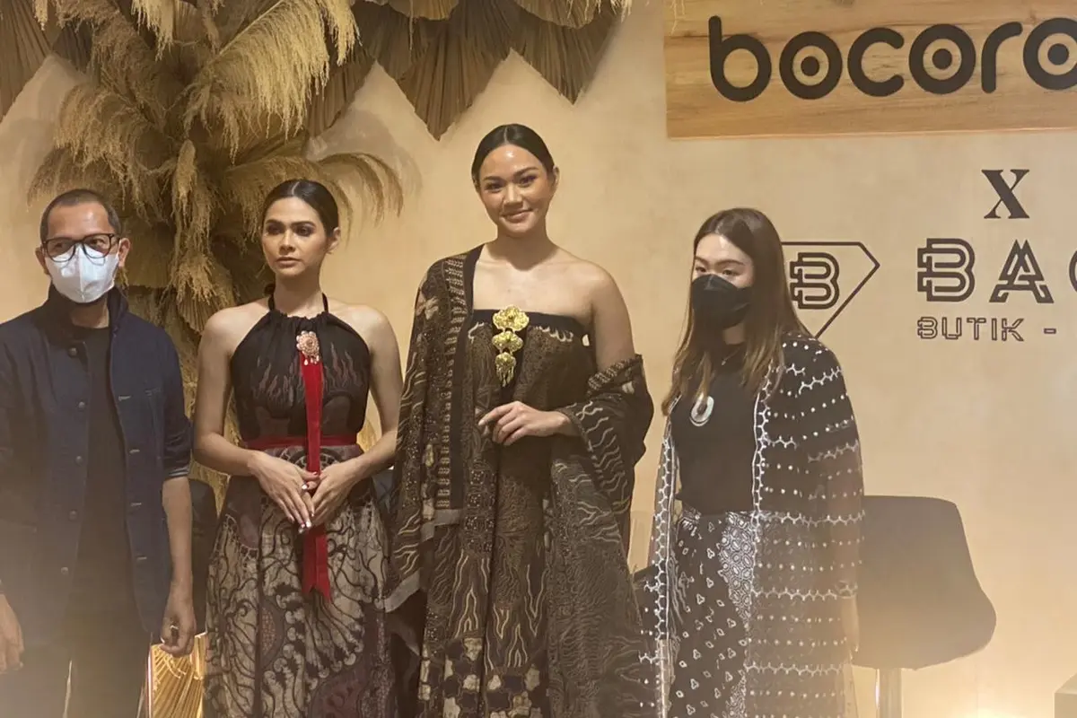 Head and Marketing Sales Bocorocco Ingrid Saidbun bersama Putri Indonesia