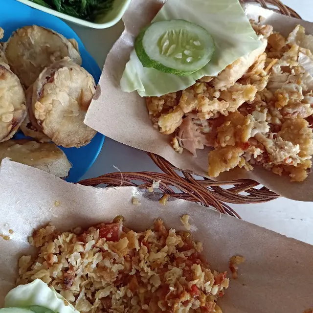 Rekomendasi Tempat Makan Ayam Pedas di Jogja