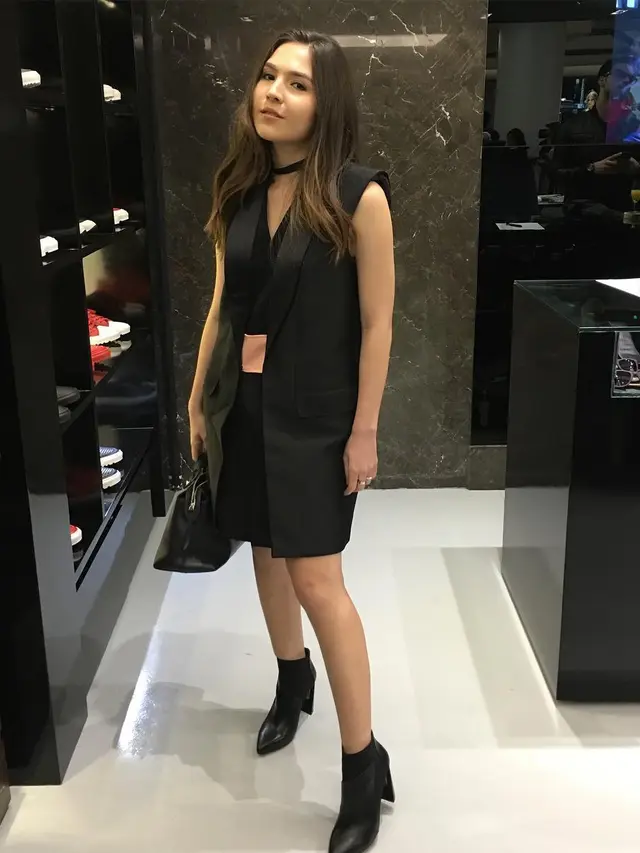 [Bintang] Olivia Jensen