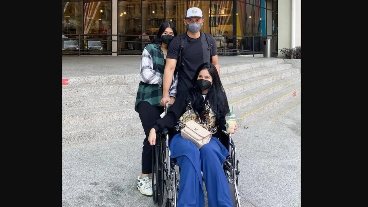 Annisa Pohan, istri Ketua Umum Partai Demokrat Agus Harimurti Yudhoyono (AHY) mengalami keguguran