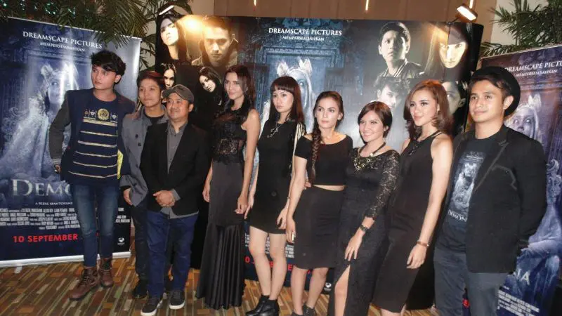 Pemain film Demona