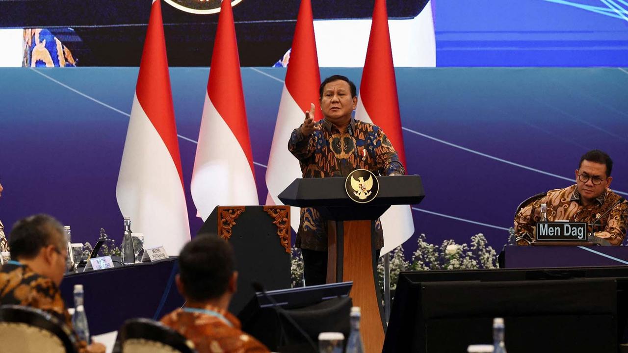 VIDEO: Telunjuk Presiden Prabowo Berdiri, Blak-blakan Soal Kekerasan Saat Demo UU TNI "Jujur Ya!"