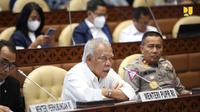 Menteri Pekerjaan Umum dan Perumahan Rakyat (PUPR) Basuki Hadimuljono menghadiri rapat kerja bersama Komisi V DPR RI membahas kesiapan infrastruktur dan transportasi mudik Lebaran tahun 2023 di Jakarta, Selasa (4/4/2023).