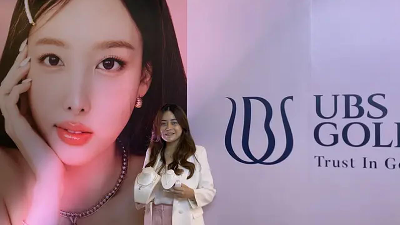 Perhiasaan Eksklusif seri Nayeon TWICE. [Anisha/Fimela]
