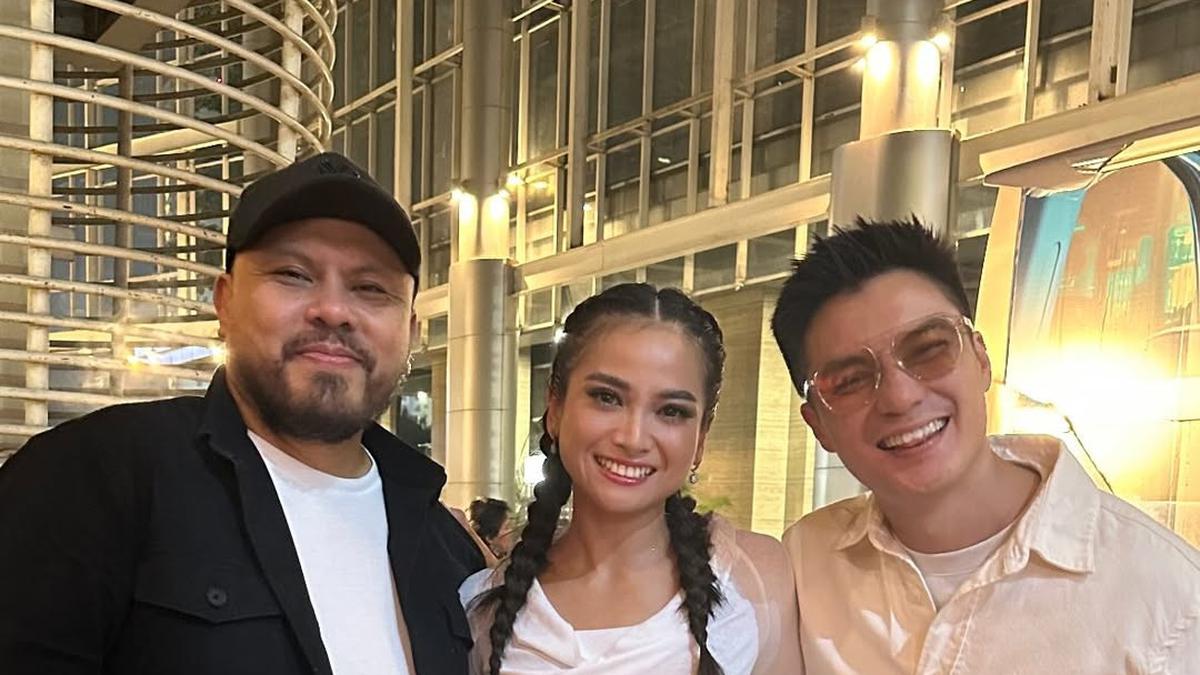 Potret Manglingi Acha Septriasa dengan Smokey Eye dan Lipstik Pink di Kulit Eksotis, Rambut Kepang Turut Jadi Sorotan