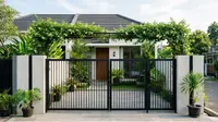 7 Model Gerbang Rumah Sederhana dengan Tanaman Rambat Mewah Bikin Rumah Makin Cantik