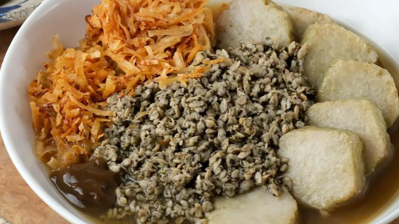 Berapa Kalori dan Nutrisi dari Sebungkus Kupang Lontong? Kalori yang Perlu Diwaspadai dalam Setiap Suapan