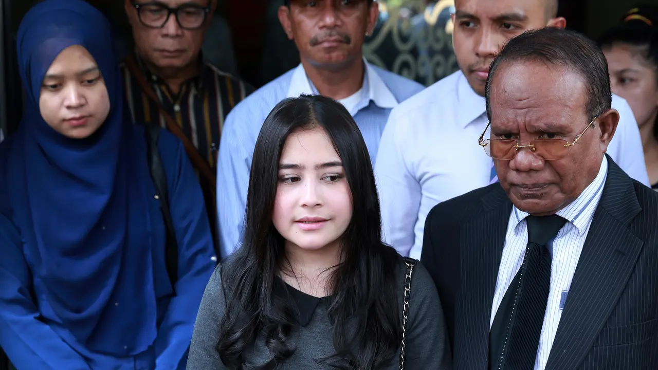 Prilly Latuconsina
