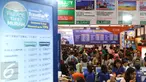 Pengunjung saat berkunjung ke pameran Garuda Travel Fair (GATF) di JCC Senayan, Jakarta, Jumat (10/3). GATF 2017 berlangsung 10-12 Maret 2017, GATF kali ini (digelar) kesembilan kalinya. (Liputan6.com/Angga Yuniar)