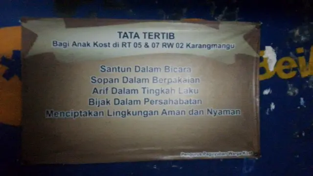 Berbagai peraturan diterapkan di kompleks rumah kost pekerja seks di Gang Sadar, Baturraden, Banyumas. (Foto: Liputan6.com/Muhamad Ridlo)