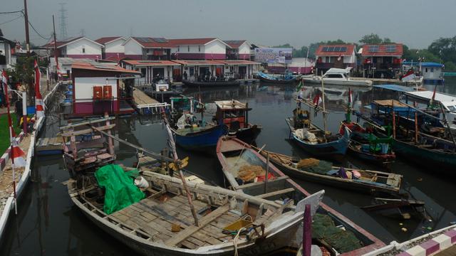 Melihat Rumah Apung di Kampung Nelayan Muara Angke