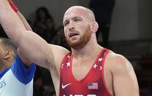 Kyle Snyder, Pegulat Peraih Medali Emas Olimpiade Diciduk Terkait Kasus Prostitusi