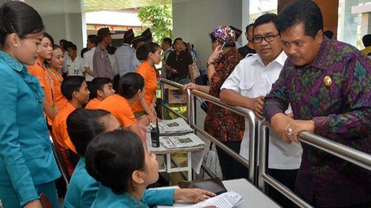 Wagub Bali minta bandara Ngurah Rai buka layanan informasi