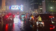 Situasi Terkini Bundaran HI Usai Massa Demo Bubar