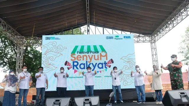 PNM #BangkitSenyumBersama Wujudkan Sinergi Holding Ultra Mikro lewat Festival Pasar Senyum Rakyat