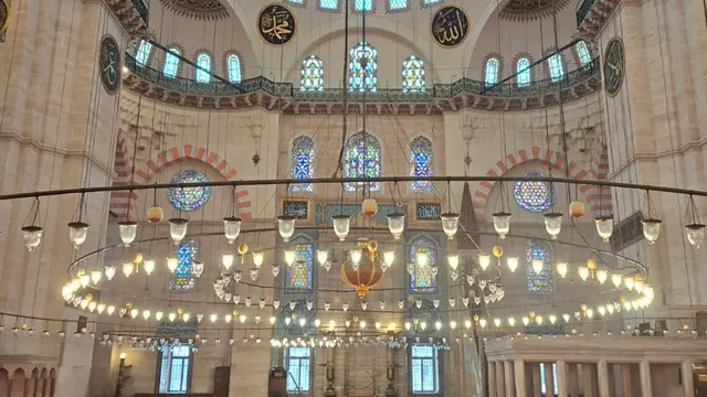Pesona Masjid Süleymaniye, Istanbul, Turki