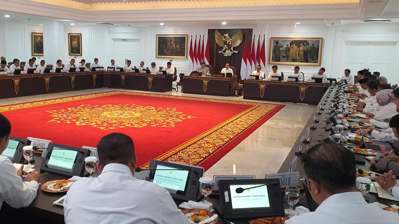Pesan Prabowo ke Jajaran Menteri: Jangan Ragu Telepon Saya!