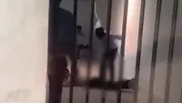 Viral sebuah video yang memperlihatkan seorang pria diduga dicambuk di Kantor Pelayanan Pemenuhan Gizi (KPPG) Bogor. (Foto: Tangkapan Layar Sosmed)