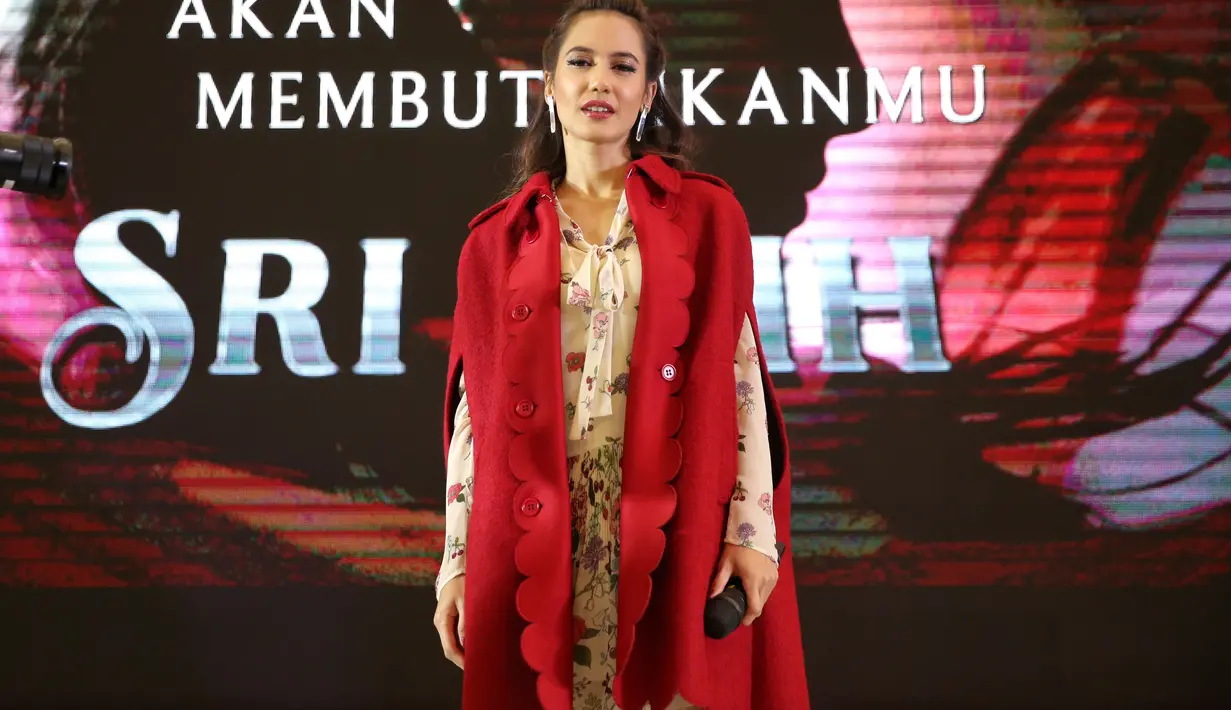 Pevita Pearce di event Vidio Experience yang digelar di Senayan City, Jakarta, Sabtu (21/9/2019). (Adrian Putra/Fimela.com)
